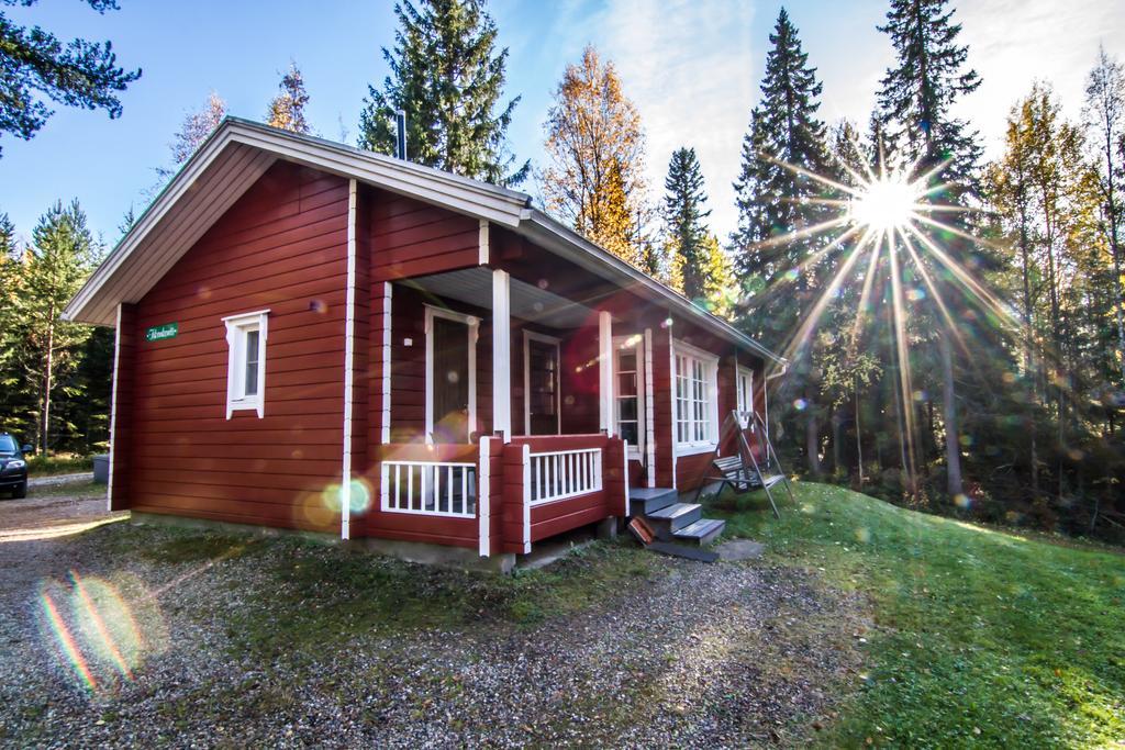 Lomaperkkioe Cottages كايانِ الغرفة الصورة