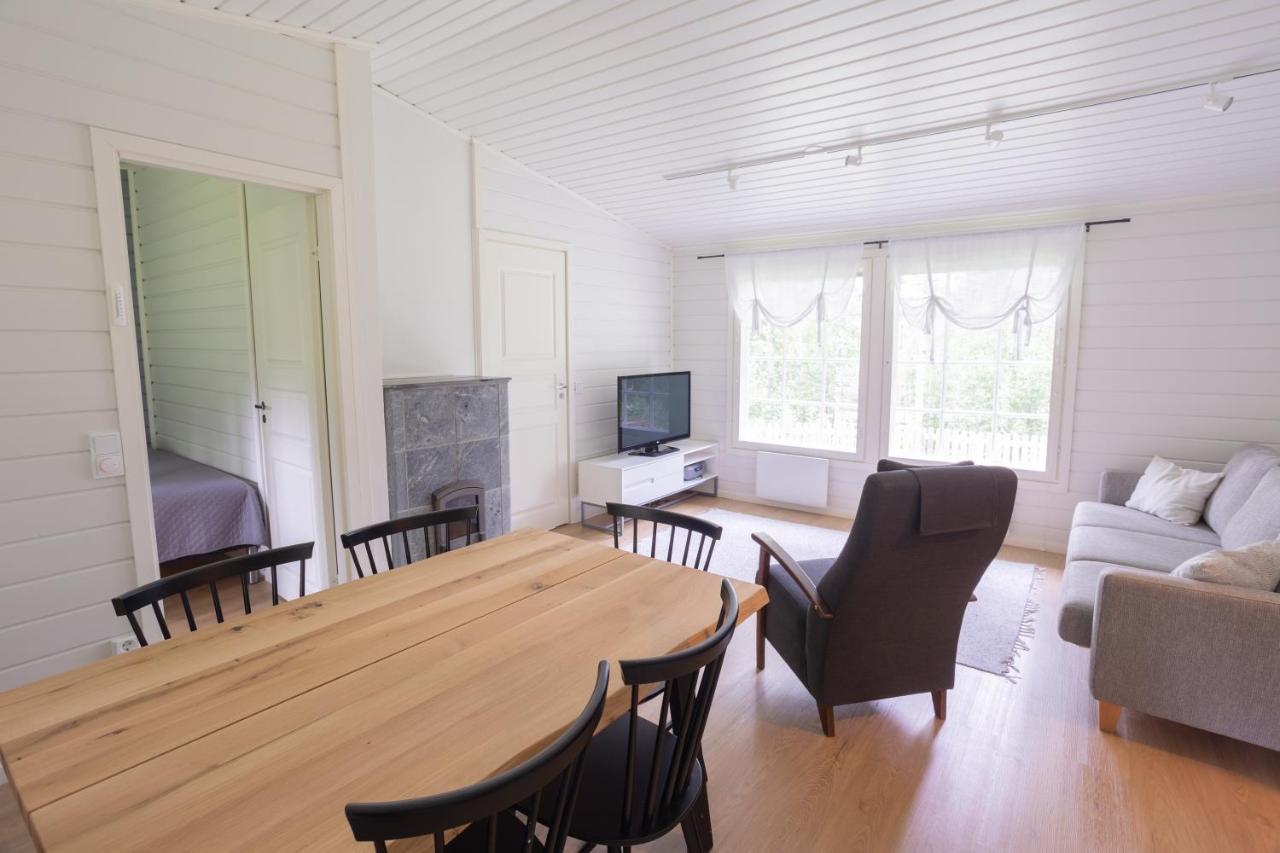 Lomaperkkioe Cottages كايانِ المظهر الخارجي الصورة